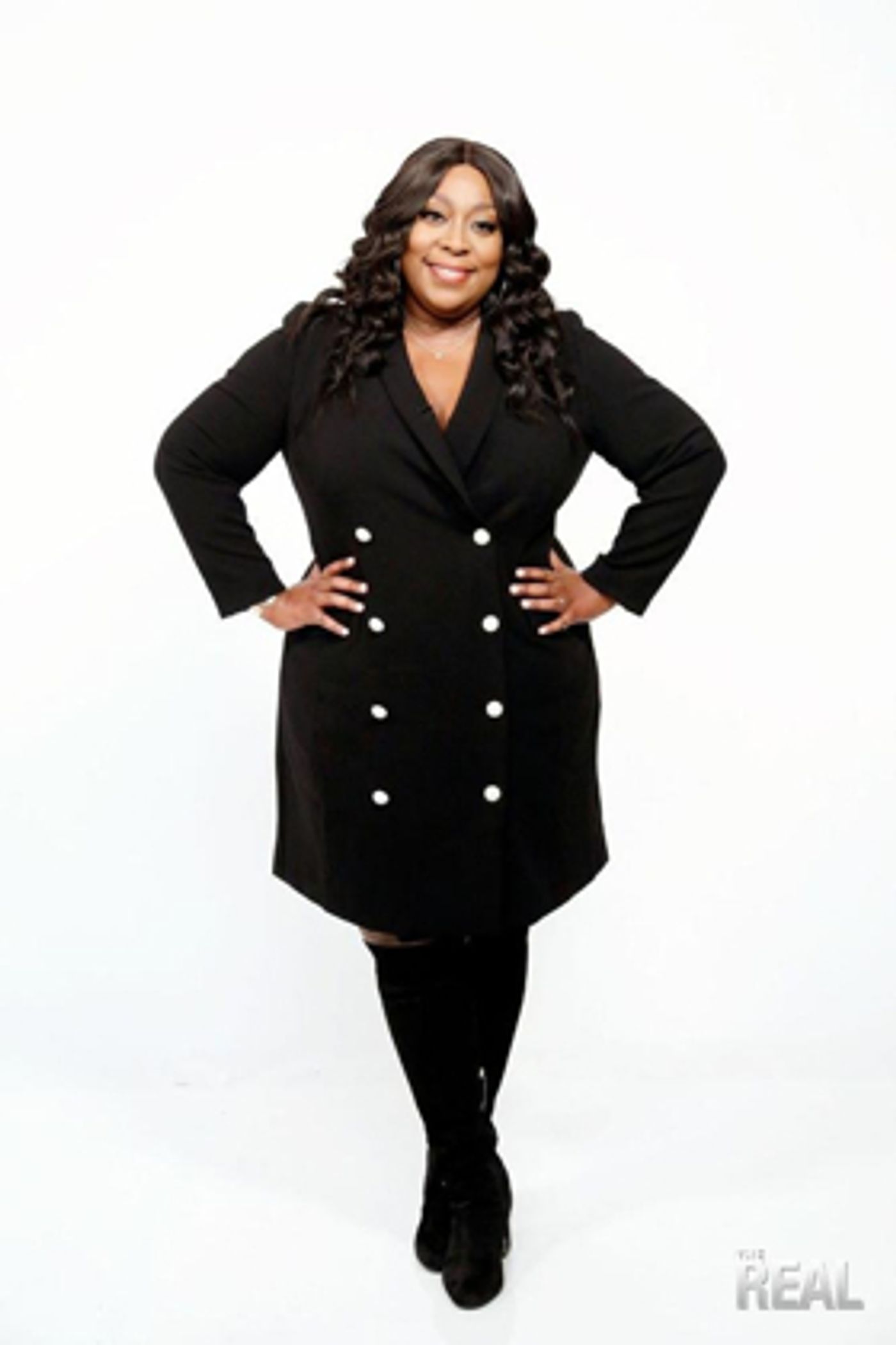 Loni Love to Host The Make-Up Artists & Hair Stylists Guild Awards  Image
