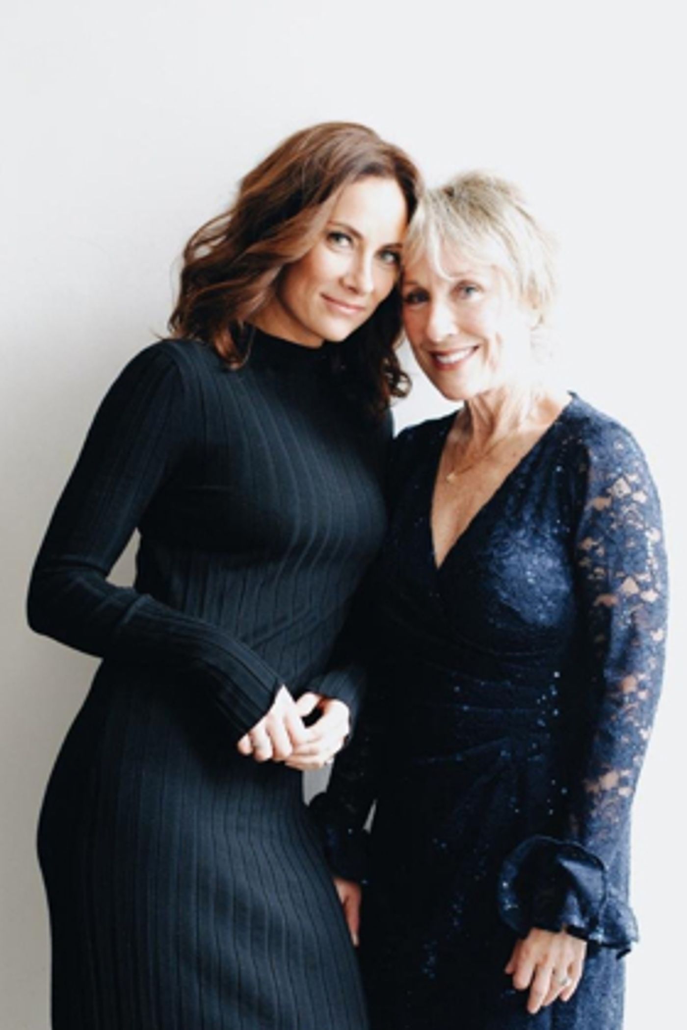 Review:  Laura and Linda Benanti Return to Kennedy Center in THE STORY GOES ON  Image
