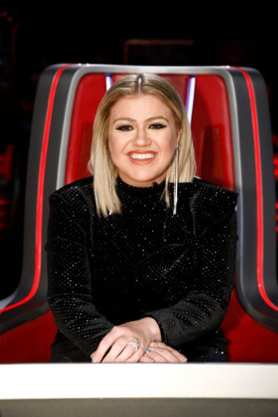 Kelly Clarkson to Perform in the MACY'S THANKSGIVING DAY PARADE Image