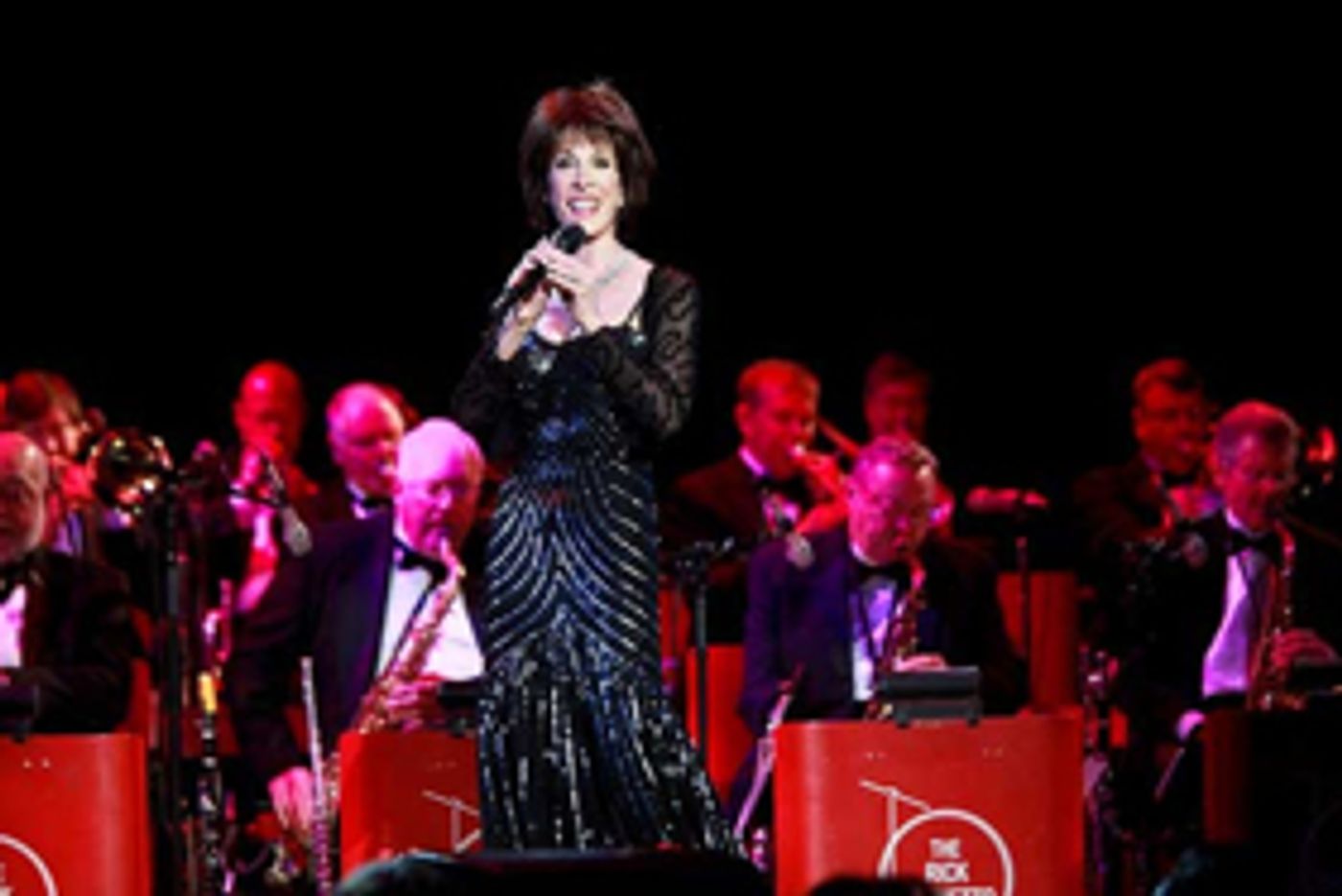 Deana Martin To Make Multiple Appearances in Greater Washington D.C. to Honor Veterans for Memorial Day Weekend  Image