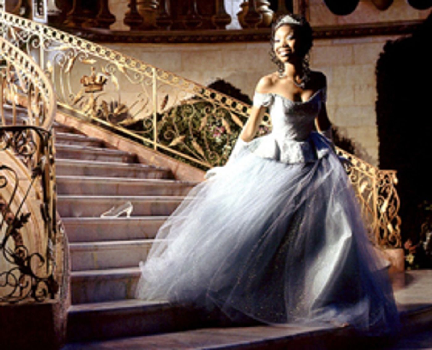 Brandy Norwood, Bernadette Peters & More Look Back on Twenty Years Since CINDERELLA Brandy Norwood, Bernadette Peters & More Look Back on Twenty Years Since CINDERELLA Image