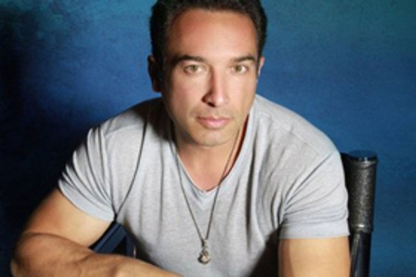 Mike Smith's Album 'Pieces of Soul' Hits Top 5 on Billboard  Image