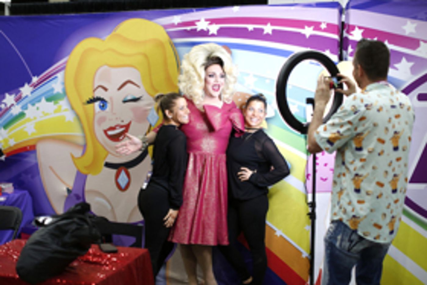 The Largest Ever RUPAUL'S DRAGCON LA Sashays Into Los Angeles The Largest Ever RUPAUL'S DRAGCON LA Sashays Into Los Angeles Image