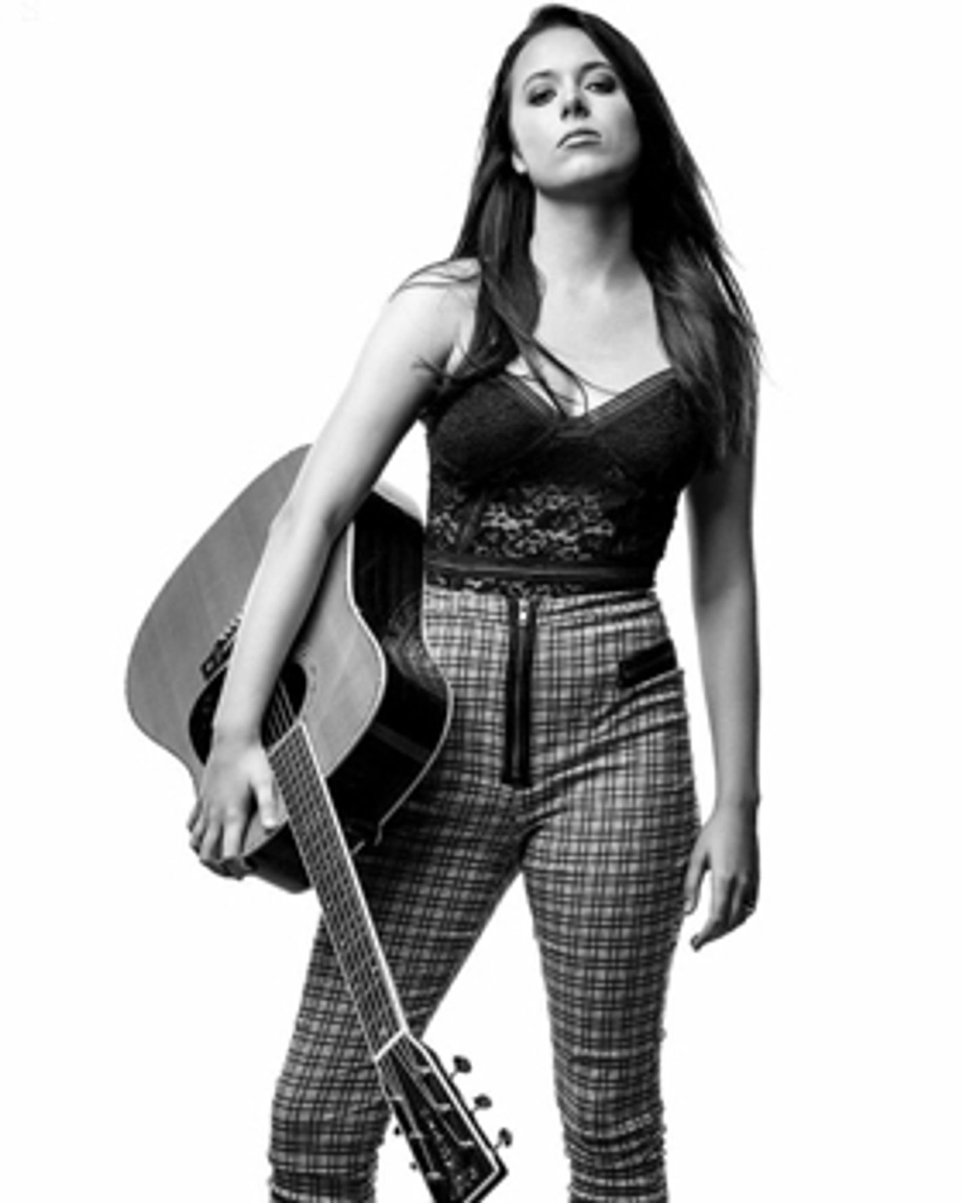 Rett Madison Releases Debut Song MOTHER'S GIRL Just In Time for Mother's Day  Image