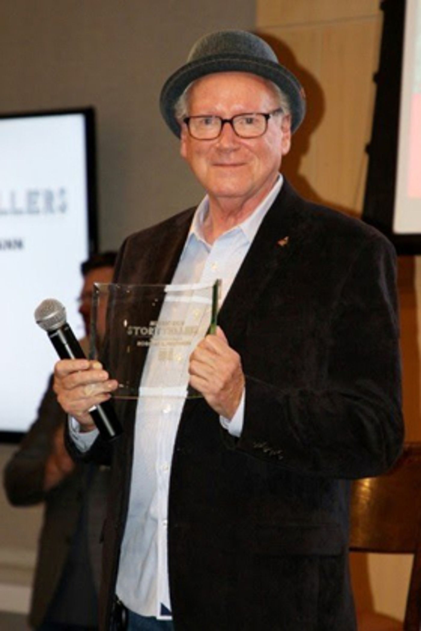 Music Journalist Robert K. Oermann Honored At Third Annual MUSIC ROW STORYTELLERS Event Music Journalist Robert K. Oermann Honored At Third Annual MUSIC ROW STORYTELLERS Event Image