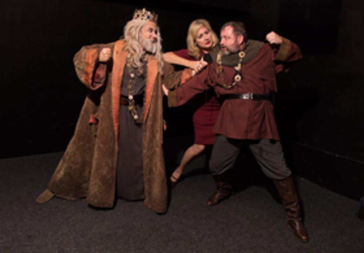 The White Bear to Kick Off Christmas Season with Dark Comedy CURTAIN CALL  Image