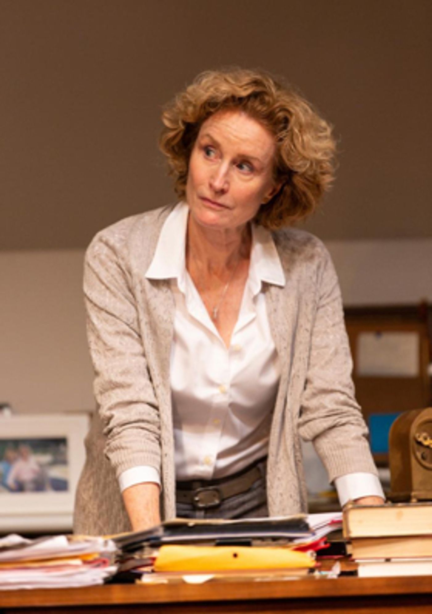 Review: THE NICETIES Reveals No One Can Really Grasp the Truth About How Others See the World  Image