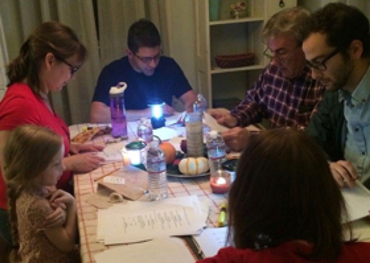 KPFK Radio's Arts in Review Preps for Annual Holiday Special  Image