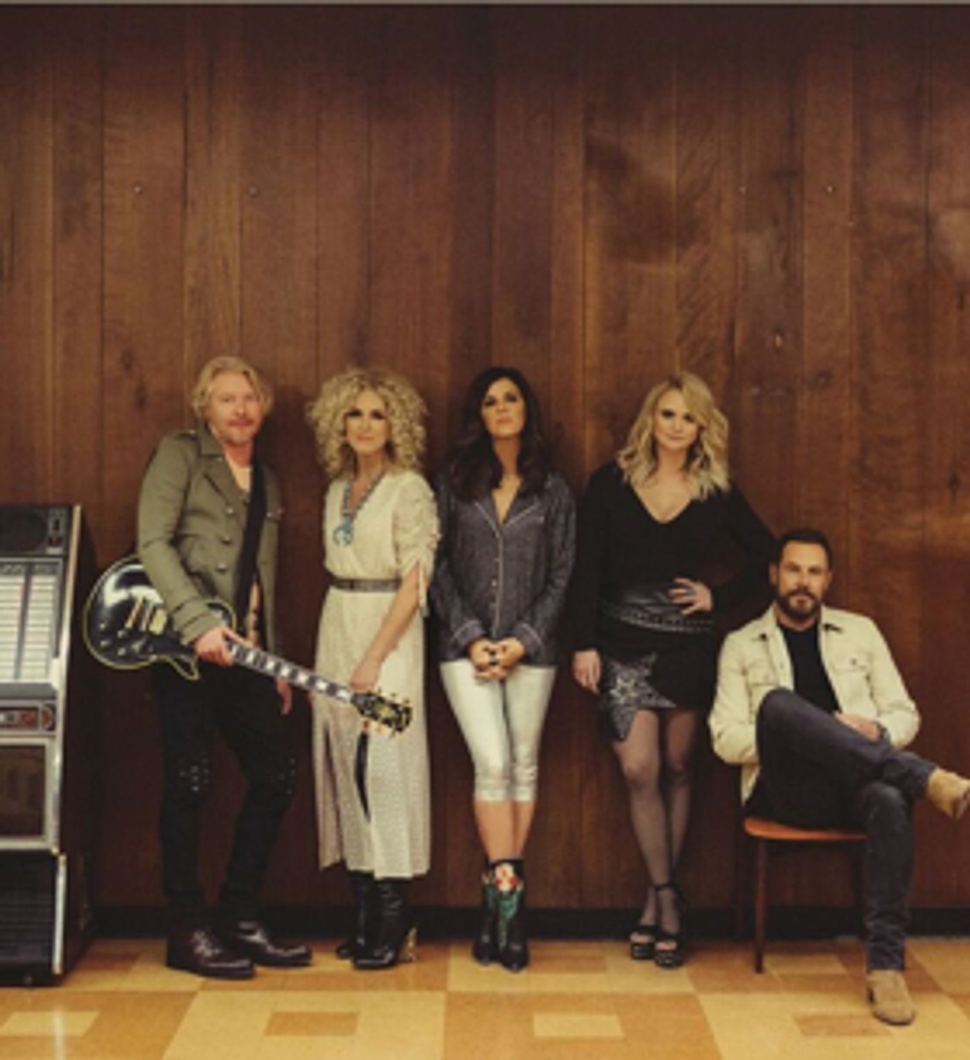 Miranda Lambert & Little Big Town to Co-Headline 'Bandwagon Tour' This Summer  Image