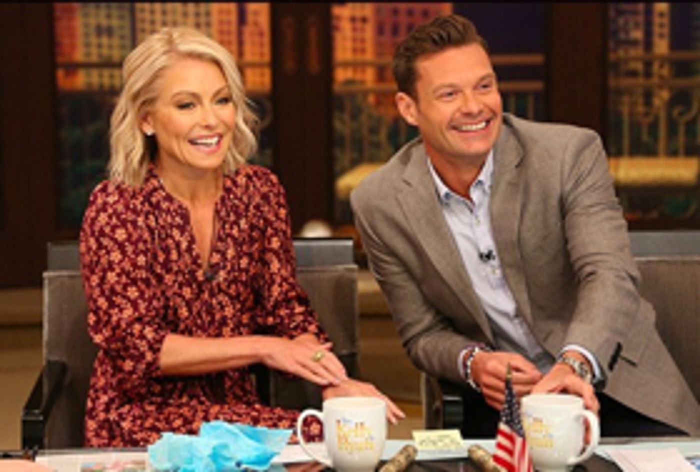 LIVE WITH KELLY AND RYAN Announces 'Predict the Winners Ballot' Contest  Image