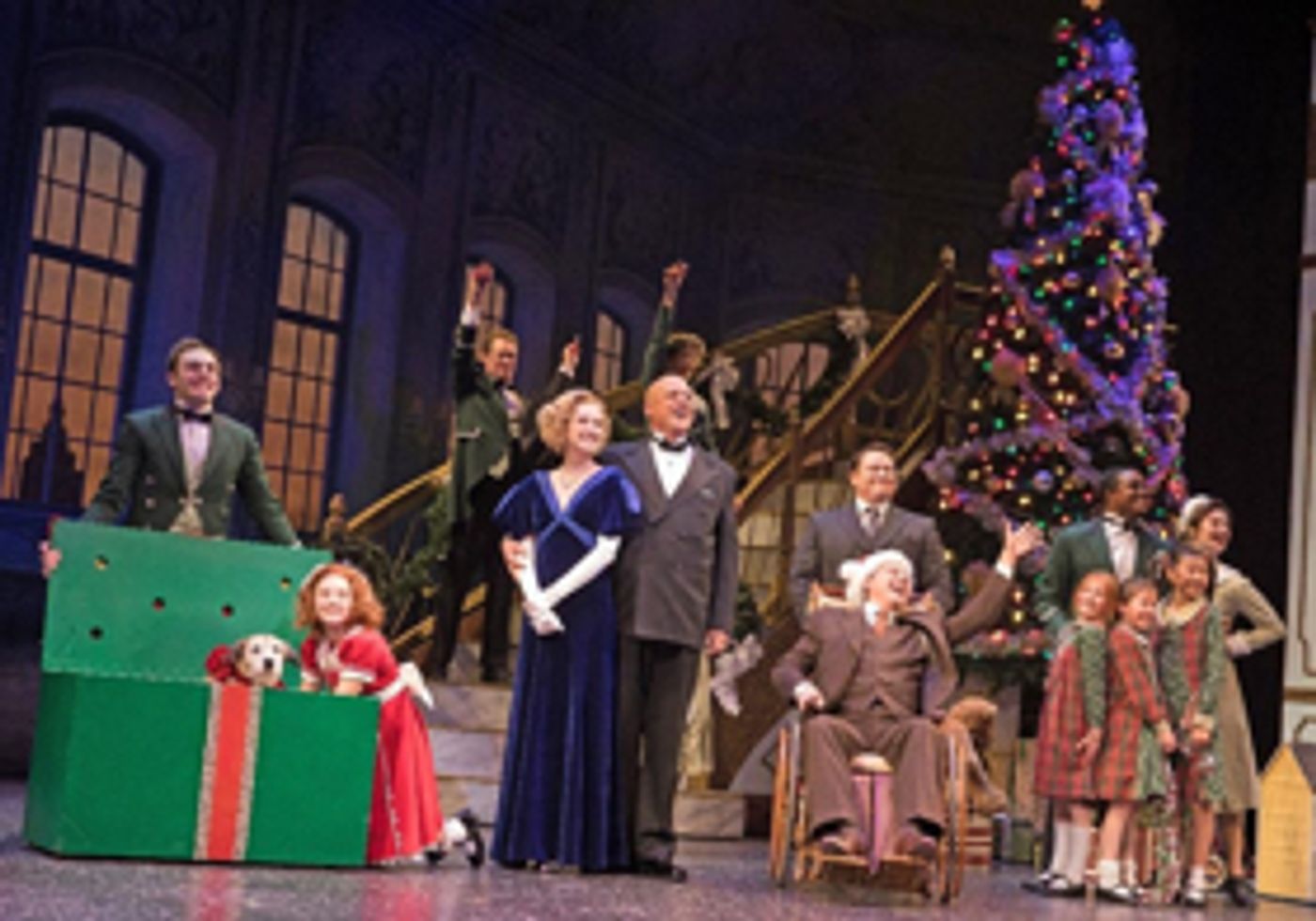 Review:  ANNIE at Paper Mill Playhouse has Exquisite Holiday Charm and So Much More  Image