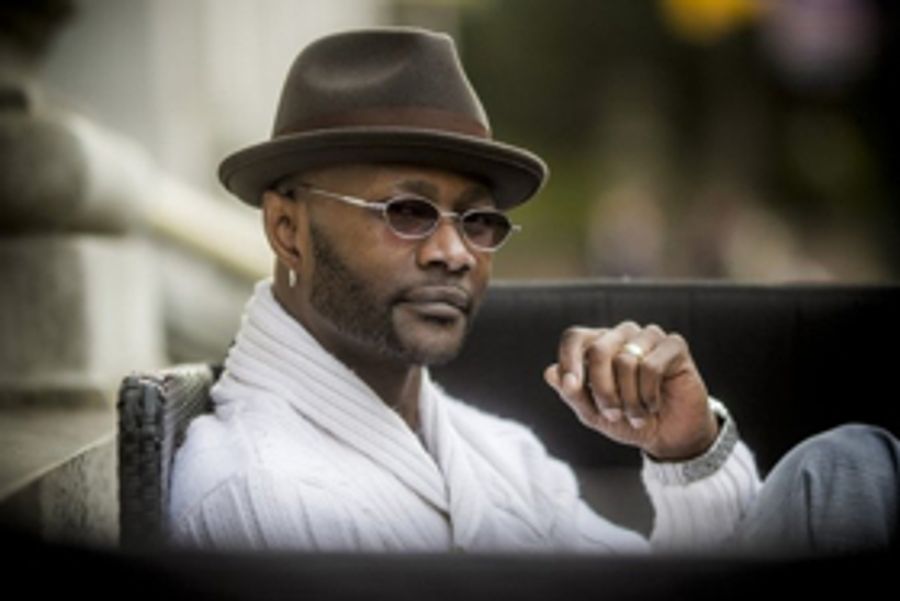 Recording Artist Dondi to Give Away 1,000 CDs for the Love of R&B Image