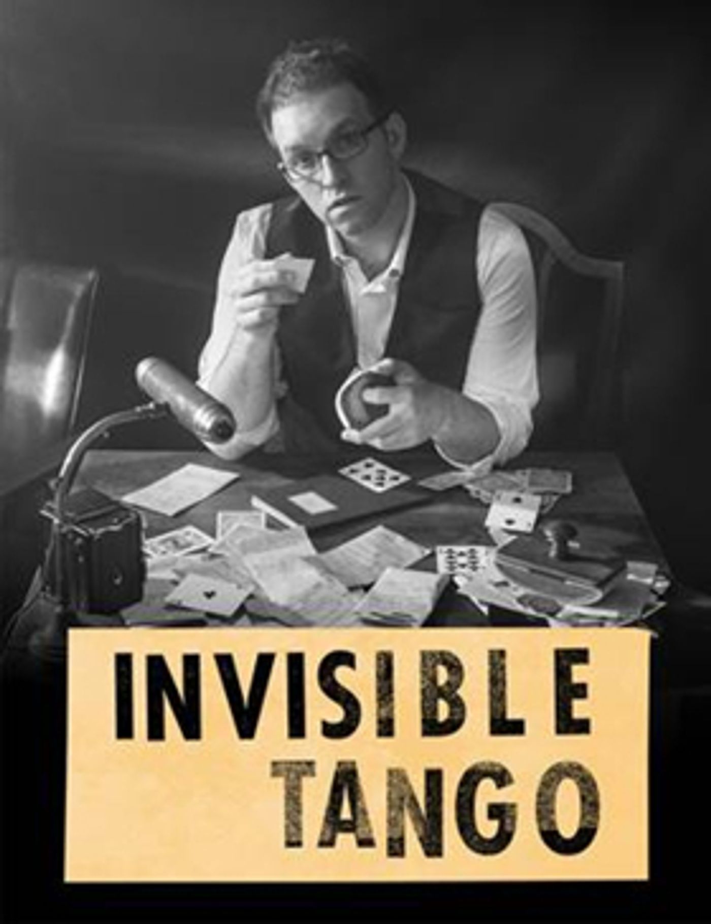 Review: Helder Guimarães Shares Sleight-of-Hand Mysteries in INVISIBLE TANGO at the Geffen Playhouse  Image