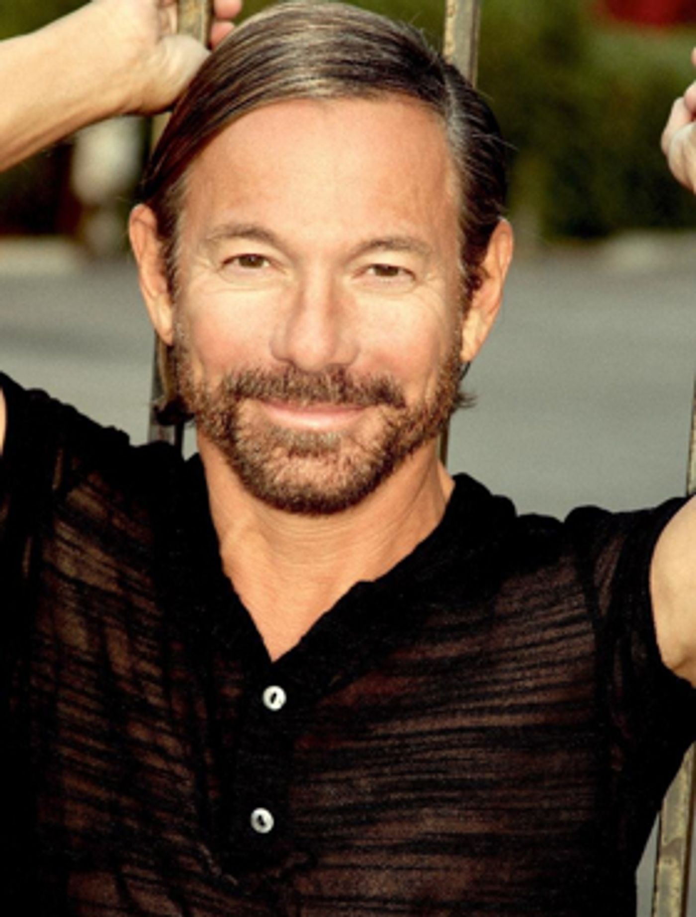 Cortes Alexander to Bring HOLIDAY SWELL-TACULAR to Vitello's Cortes Alexander to Bring HOLIDAY SWELL-TACULAR to Vitello's Image