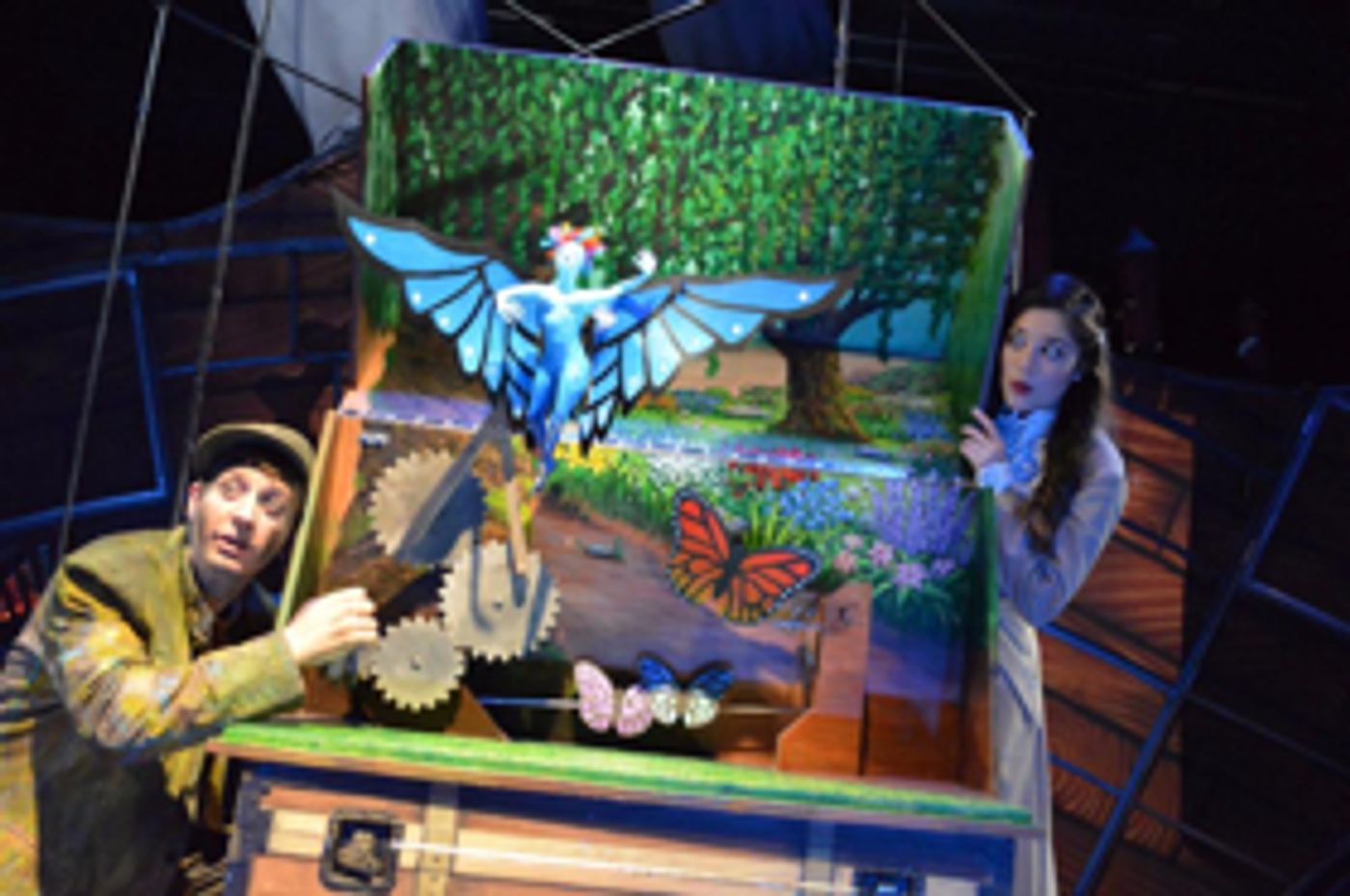 Imago Theatre's LA BELLE, LOST IN THE WORLD OF THE AUTOMATON to Play Plaza del Sol Performance Hall  Image