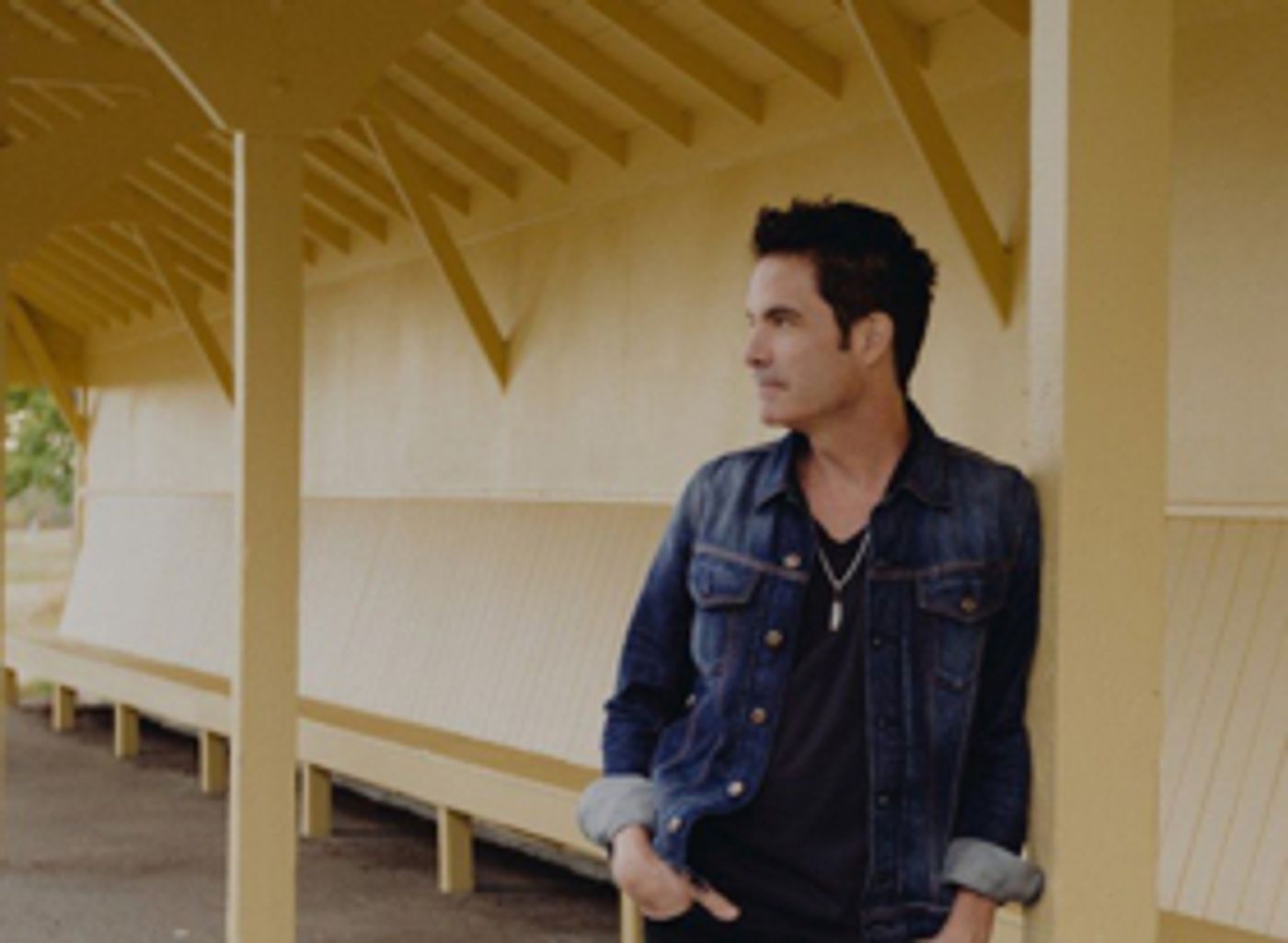 Train Lead Singer Pat Monahan to Make Broadway Debut in ROCKTOPIA  Image
