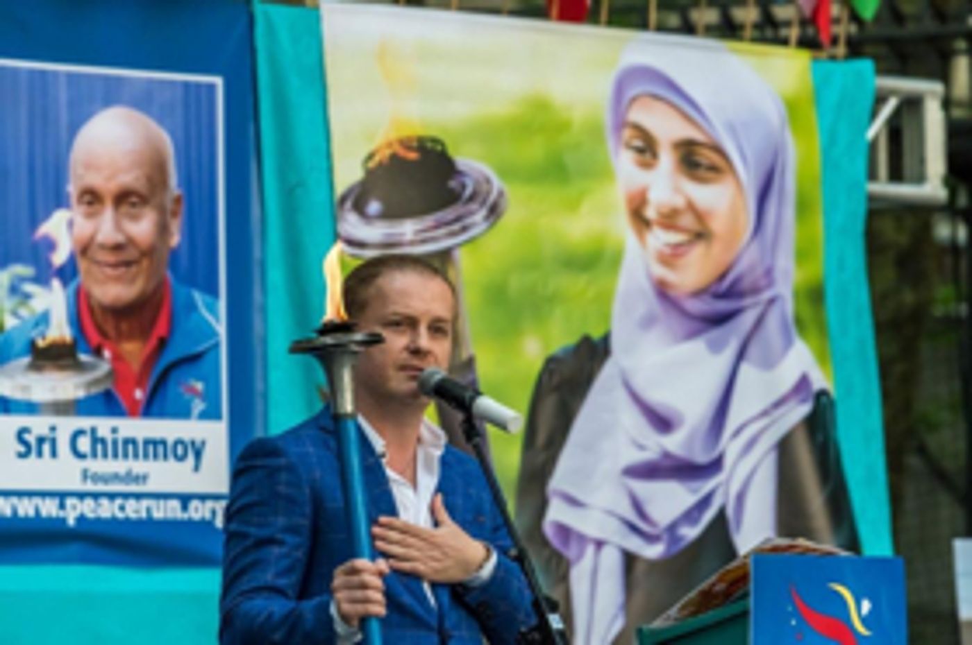 Violinist Pavel Sporcl Receives 'Torch-Bearer Award' At The United Nations  Image