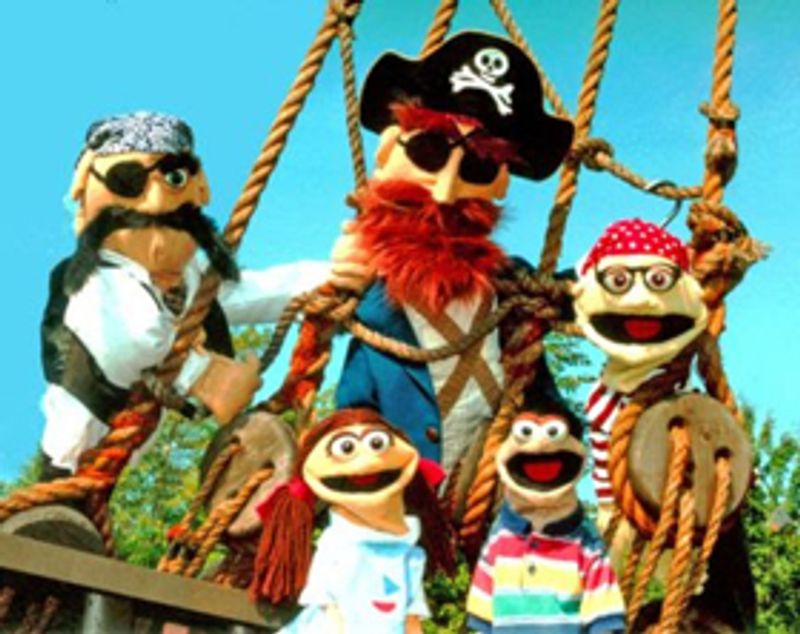 Puppets Take Upper West Side Of Manhattan: Symphony Space's JUST KIDDING Performance Series Image
