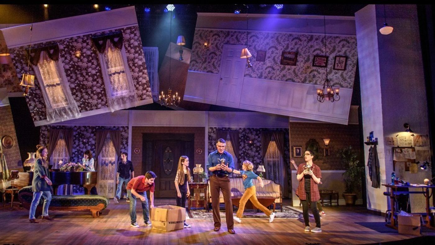 Review: FUN HOME at White Plains Performing Arts Center  Image