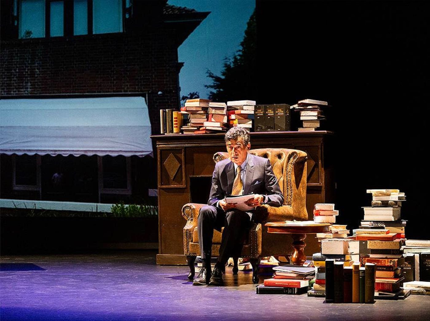 Review: GERARD SPONG - IN VERTROUWEN at Schouwburg Amstelveen: THE DEVIL'S ADVOCATE? Review: GERARD SPONG - IN VERTROUWEN at Schouwburg Amstelveen: THE DEVIL'S ADVOCATE? Image