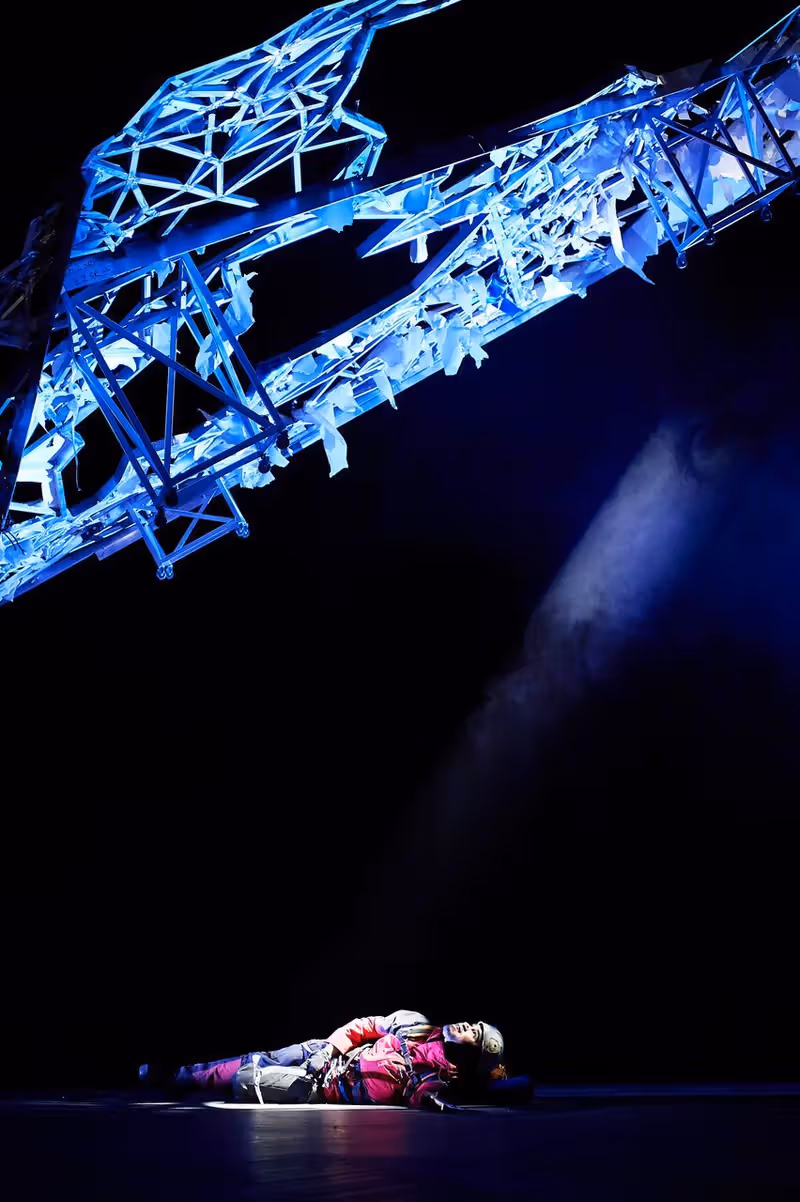 Review: TOUCHING THE VOID, Bristol Old Vic Image