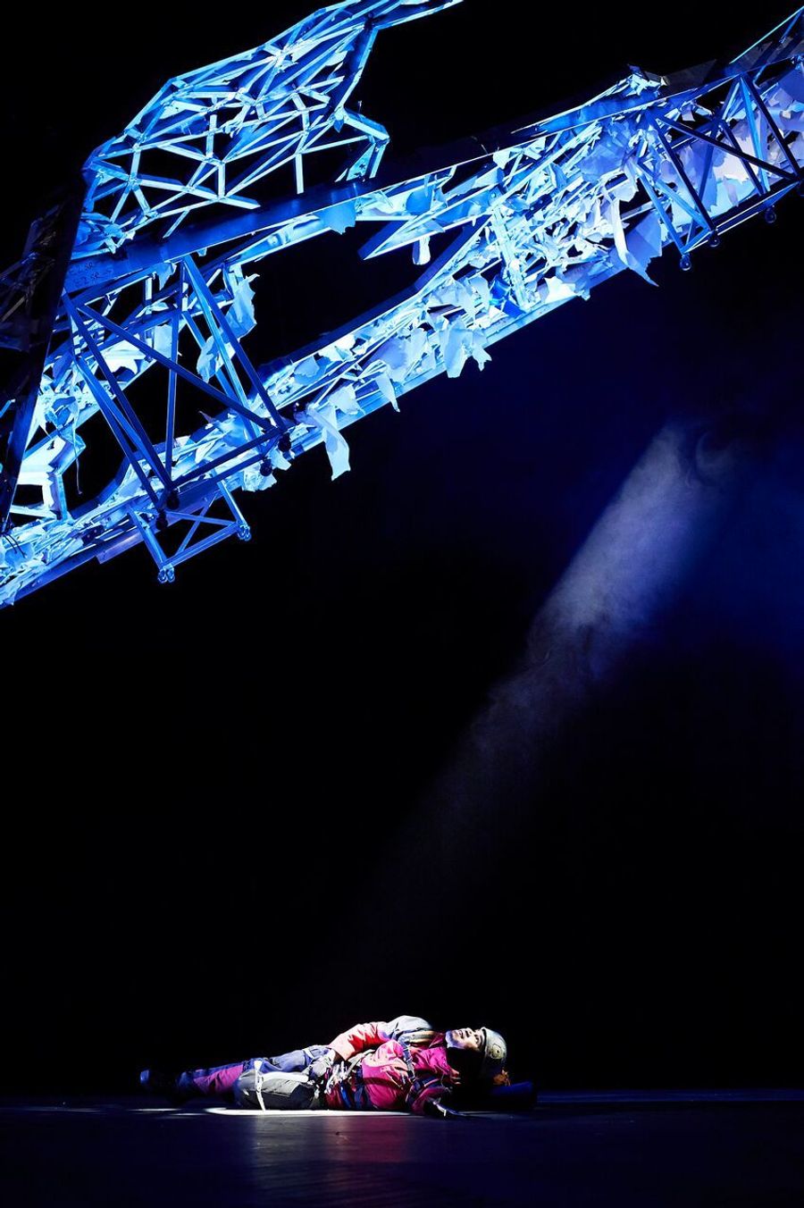 Review: TOUCHING THE VOID, Bristol Old Vic Image