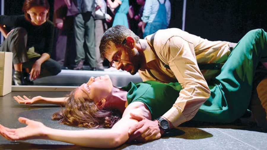 Review: DOGVILLE at Glass Room, Uniq Istanbul Image