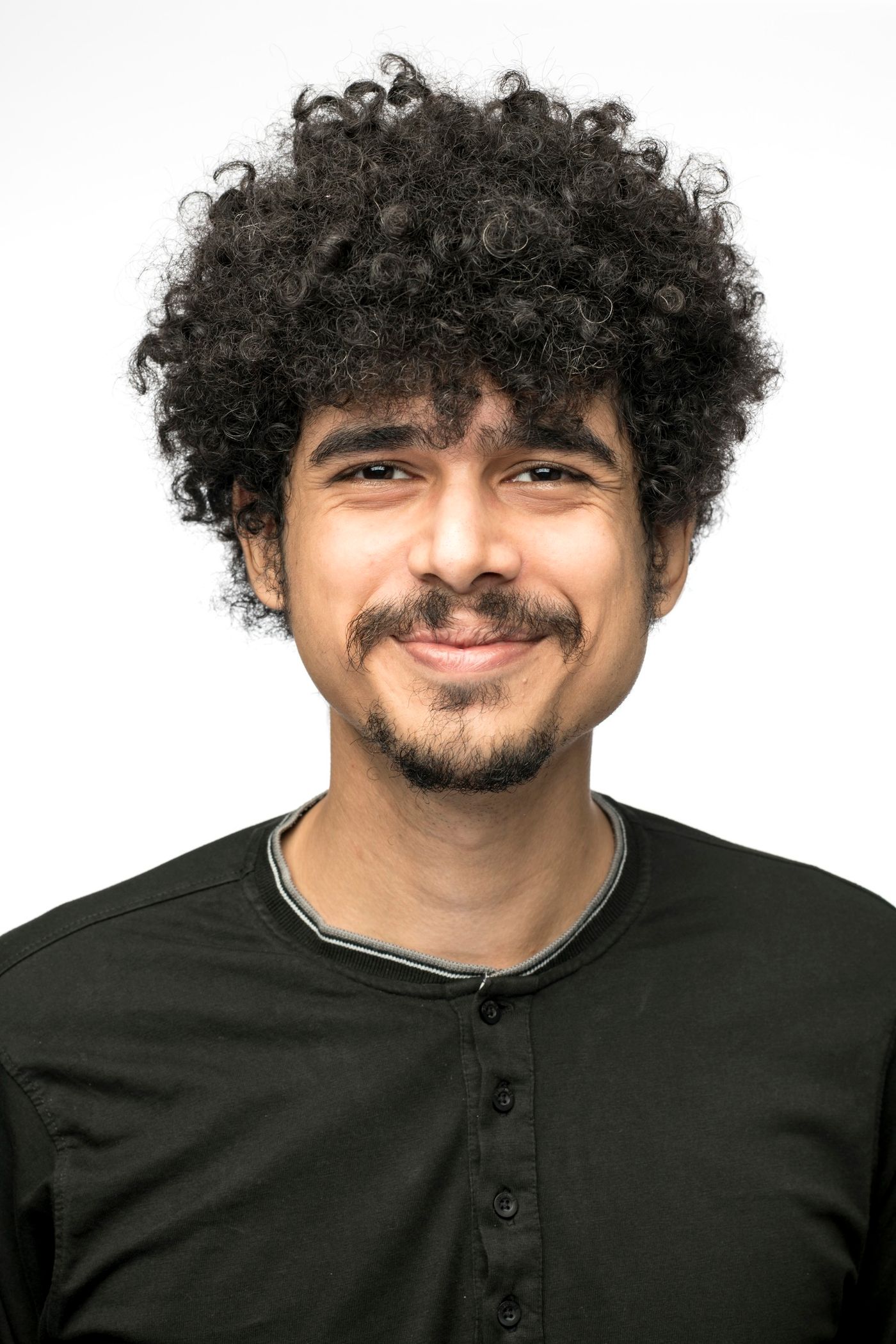 Interview: Imaad Shah of THREE PENNY OPERA at Motley Theatre  Image