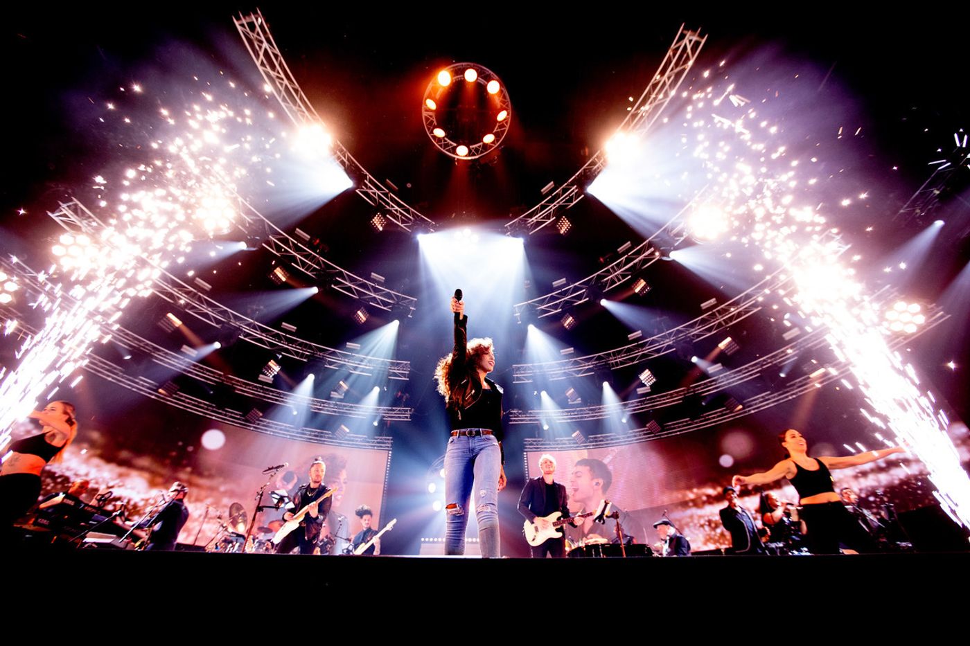 Feature: WHITNEY - A TRIBUTE BY GLENNIS GRACE – LIVE IN CONCERT at AFAS Live: America's Got Talent star sings Whitney! Feature: WHITNEY - A TRIBUTE BY GLENNIS GRACE – LIVE IN CONCERT at AFAS Live: America's Got Talent star sings Whitney! Image