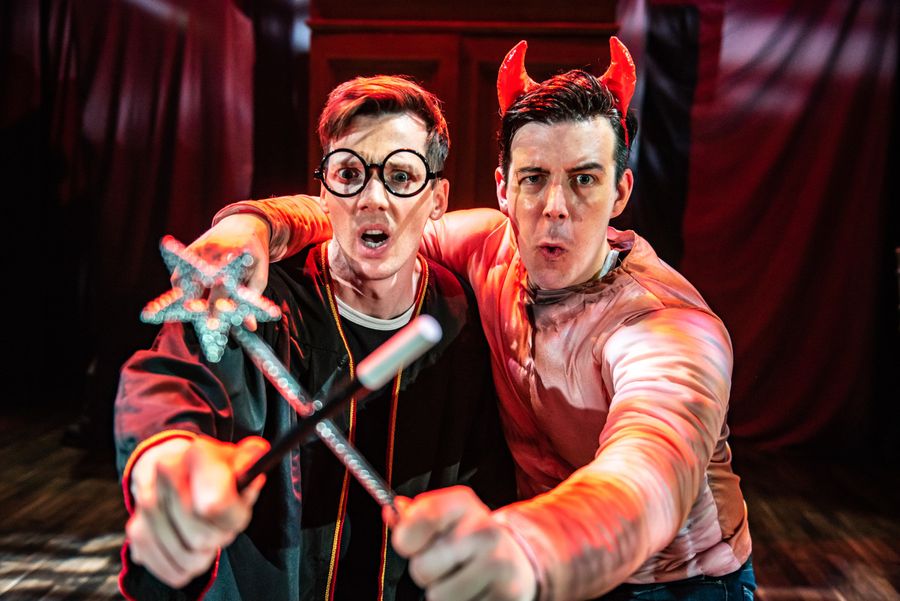 Review: POTTED POTTER: THE UNAUTHORIZED HARRY EXPERIENCE at Hennepin Theatre Trust Image