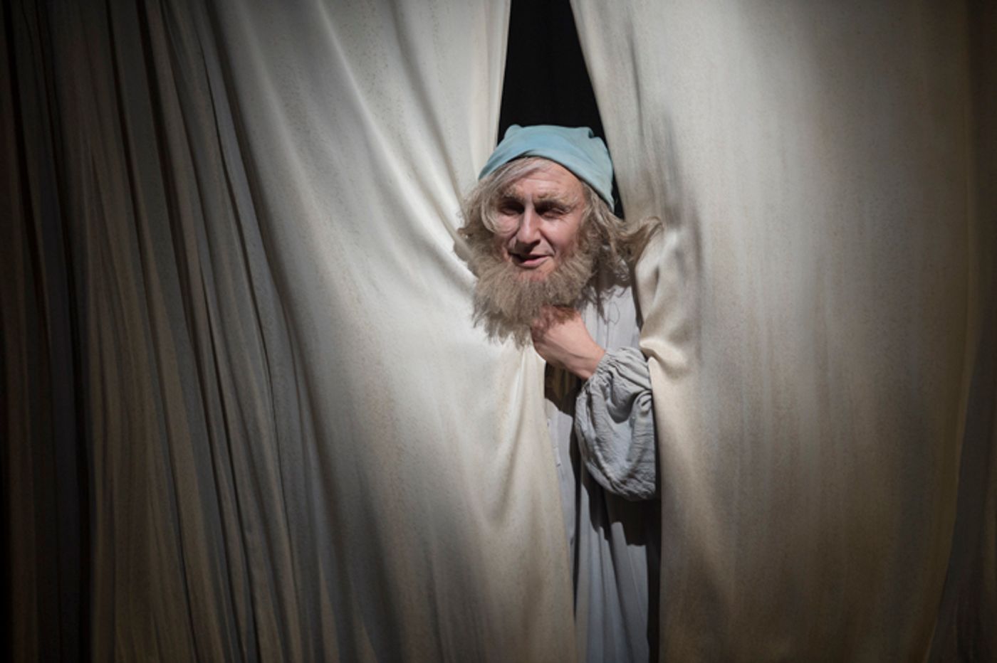 Review: Tailor made Hometown 'A CHRISTMAS CAROL' at SHAW FESTIVAL Review: Tailor made Hometown 'A CHRISTMAS CAROL' at SHAW FESTIVAL Image