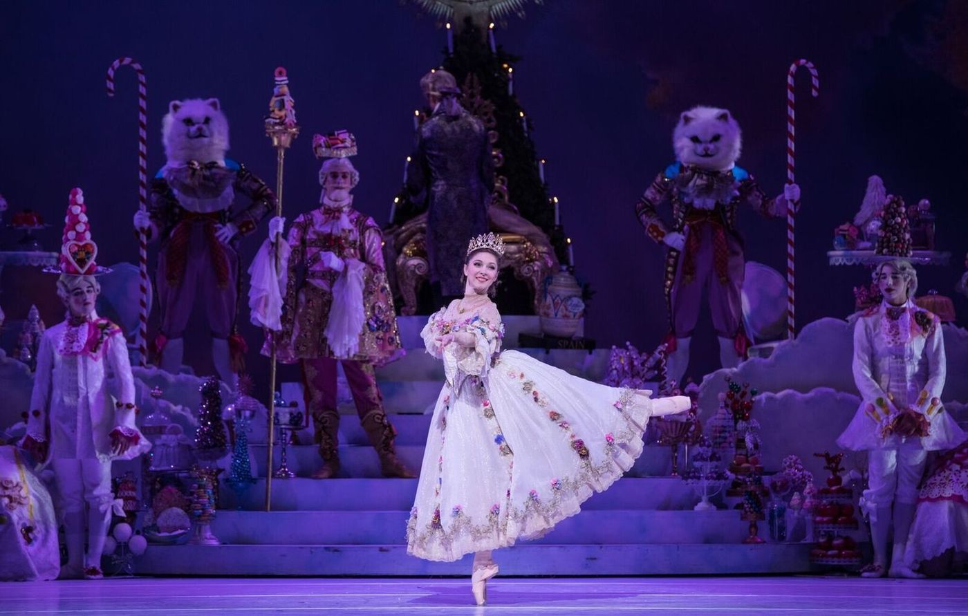 Review: The Houston Ballet Returns to the Wortham with Stanton Welch's Sumptuous NUTCRACKER  Image