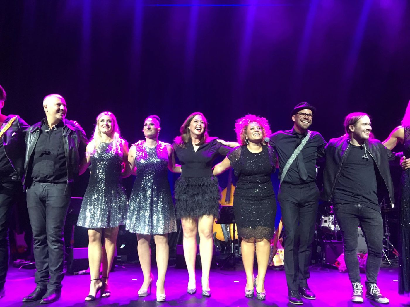 Review: FRÅN BROADWAY TILL DUVEMÅLA at Skandiascenen Cirkus Review: FRÅN BROADWAY TILL DUVEMÅLA at Skandiascenen Cirkus Image