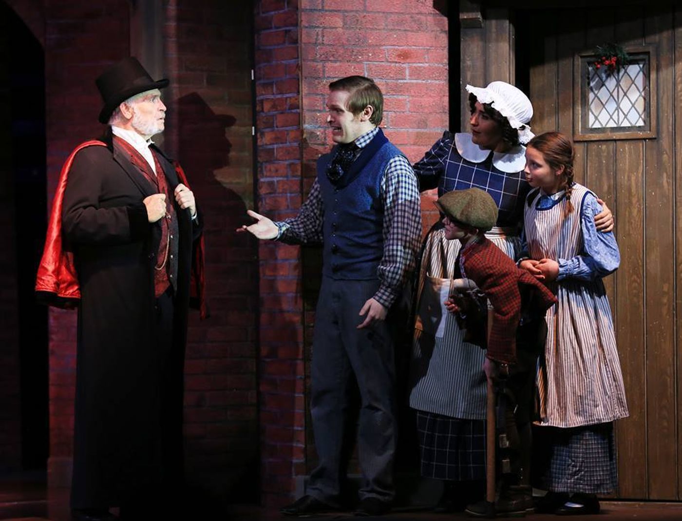 Review: A CHRISTMAS CAROL at Dutch Apple Dinner Theatre Review: A CHRISTMAS CAROL at Dutch Apple Dinner Theatre Image