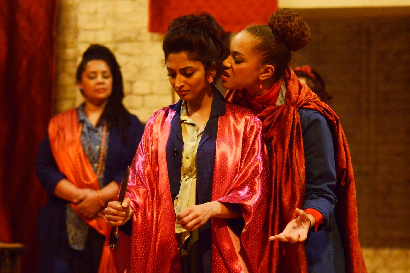 Review: THE CAPTIVE QUEEN, Sam Wanamaker Playhouse  Image