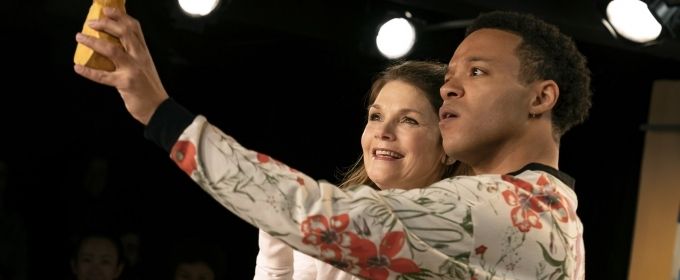 Photo Flash: First Look at Roundabout's SOMETHING CLEAN Photos