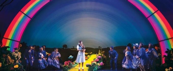 BWW REVIEW: Heart-warming Nostalgia With A Contemporary Twist, THE WIZARD OF OZ  Photos