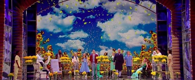 VIDEO: The Cast of BIG FISH Performs at the Royal Variety Performance Video