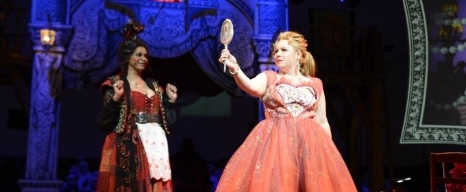 Photo Flash: Alliance Theatre Presents the Best of All Possible Worlds in CANDID Photos
