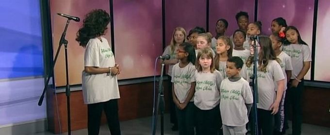 VIDEO: Broadway Veteran Lynnie Godfrey Performs With Children's Chorus Video