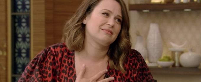 VIDEO: Katie Lowes Chats Making Her Broadway Debut in WAITRESS on LIVE WITH KELLY… Video