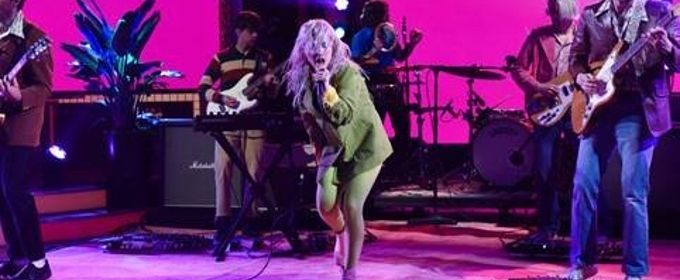 VIDEO: Watch Paramore Perform ROSE-COLORED BOY On The LATE SHOW WITH STEPHEN COLBERT Video
