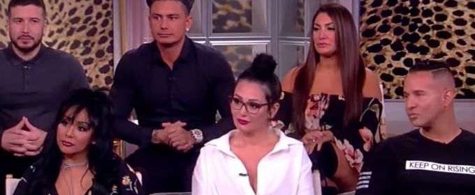 VIDEO: The Cast of JERSEY SHORE Discuss Their Television Comeback on THE VIEW Video