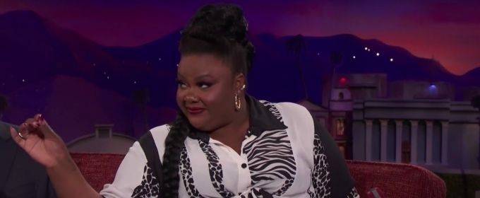 VIDEO: Nicole Byer Found A Piece Of Poop In Her In-Flight Blanket Video
