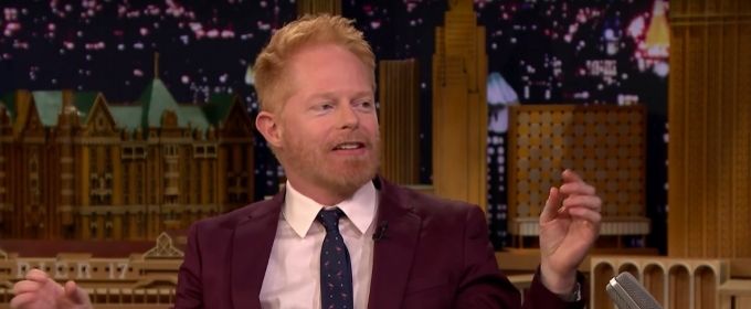 VIDEO: Jesse Tyler Ferguson Talks Photobombing Celebs on the Red Carpet Video
