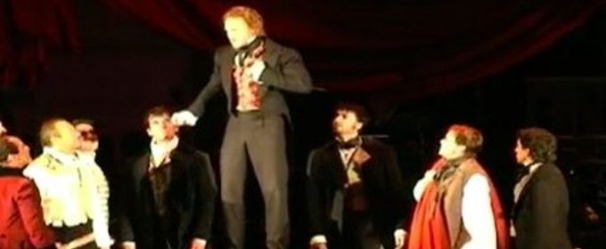 TV: Les Miz at the Bowl Grand Finale Performance Video