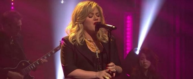 VIDEO: Kelly Clarkson Performs DIDN'T I Last Night on Late Night With Seth Meyers Video
