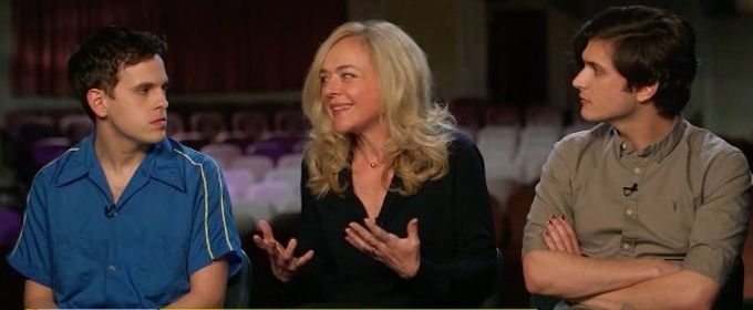 VIDEO: DEAR EVAN HANSEN Cast Talks The Show's Ever-Important Message About Mental… Video