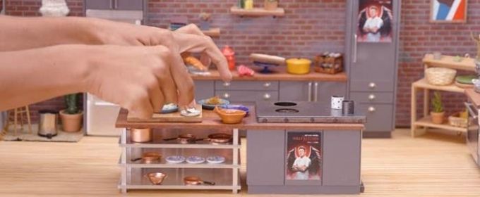 VIDEO: Tiny Kitchen Prepares a HELL'S KITCHEN Signature Dish Ahead of the Season… Video