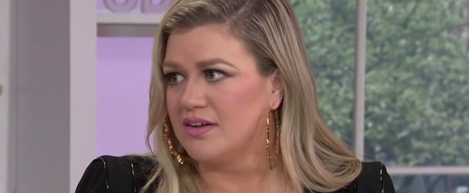 VIDEO: Kelly Clarkson Chats Health and Wellness with Hoda Kotb on TODAY Video
